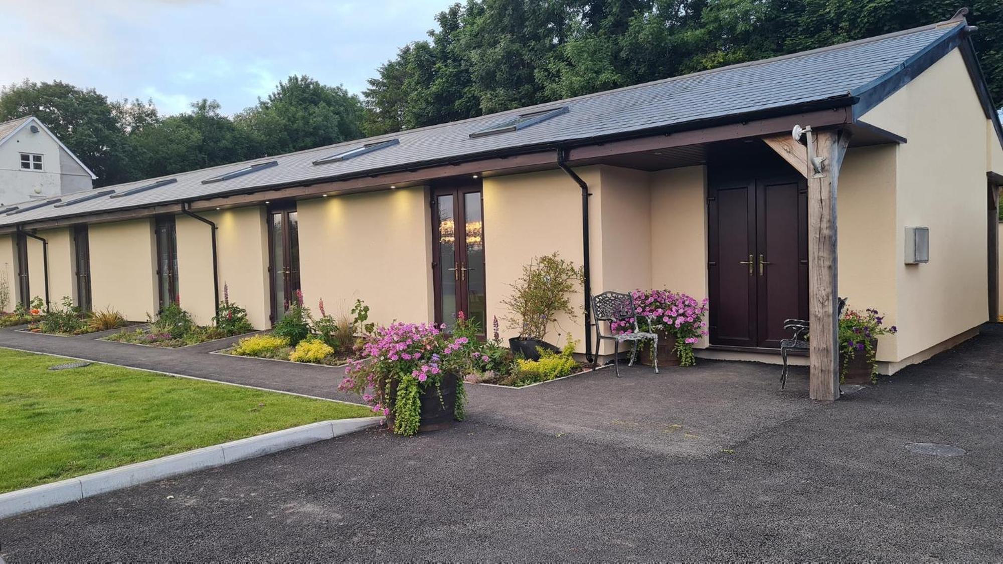 Apartamento The Old Mountain Stables Caerllwyn Ganol Farm Newport  Exterior foto